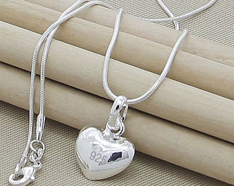 HeartGlow Necklace